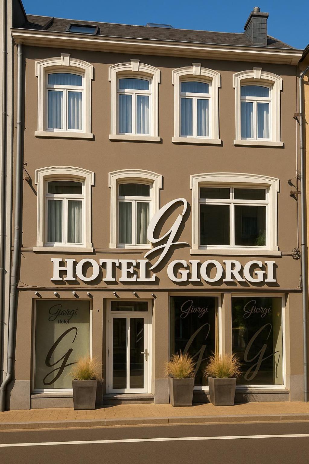 Hotel Giorgi Et Logements Insolites-Jacuzzi Prive Bastogne Exterior photo